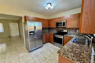 6133 Buchanan St, Hollywood, FL 33024 - Photo 4