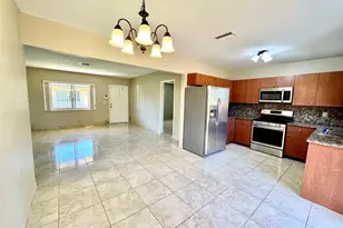 6133 Buchanan St, Hollywood, FL 33024 - Photo 4