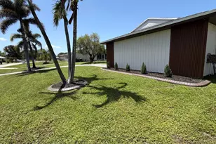 257 SW Cherryhill Rd, Port Saint Lucie, FL 34953 - Photo 2