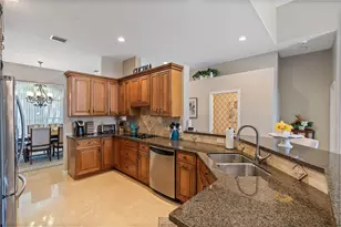 18028 SW 24th St, Miramar, FL 33029 - Photo 16