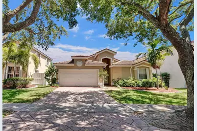 13829 NW 22nd Street, Sunrise, FL 33323 - Photo 2