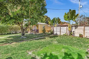 1835 Roosevelt St, Hollywood, FL 33020 - Photo 30