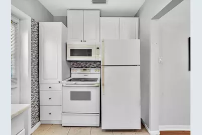 1835 Roosevelt Street, Hollywood, FL 33020 - Photo 14