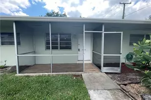 2451 Lincoln St, Hollywood, FL 33020 - Photo 14