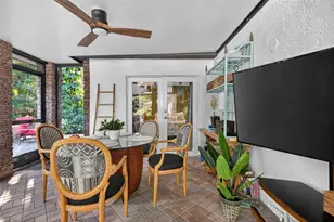 318 NE 26th St, Wilton Manors, FL 33305 - Photo 18