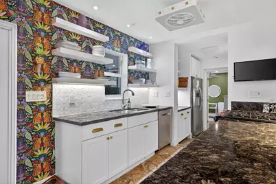 318 NE 26th Street, Wilton Manors, FL 33305 - Photo 34