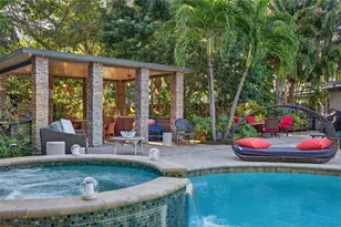 318 NE 26th St, Wilton Manors, FL 33305 - Photo 10