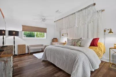 318 NE 26th Street, Wilton Manors, FL 33305 - Photo 52