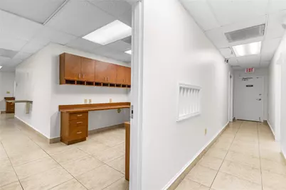 2466 E Commercial Boulevard #102-103, Fort Lauderdale, FL 33308 - Photo 16