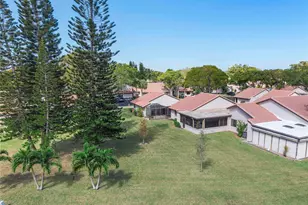 3042 Deer Creek Lake Shore Dr, Deerfield Beach, FL 33442 - Photo 40