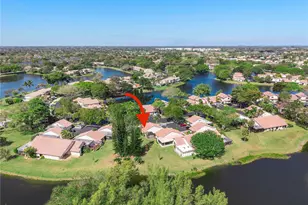 3042 Deer Creek Lake Shore Dr, Deerfield Beach, FL 33442 - Photo 4