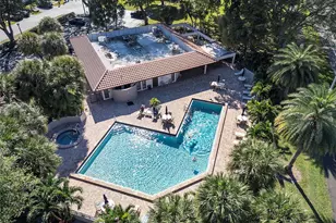 3042 Deer Creek Lake Shore Dr, Deerfield Beach, FL 33442 - Photo 48
