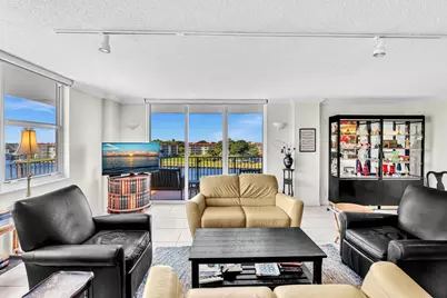 1150 Hillsboro Mile #415, Pompano Beach, FL 33062 - Photo 10