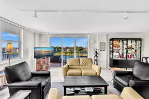 1150 Hillsboro Mile, Pompano Beach, FL 33062 - Photo 10