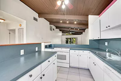 235 Briarwood Circle #2-12A, Hollywood, FL 33024 - Photo 1