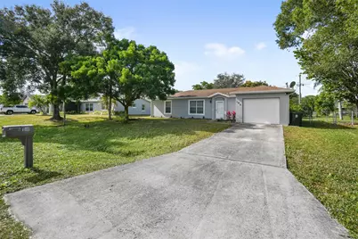 180 NW Friar Street, Port Saint Lucie, FL 34983 - Photo 4
