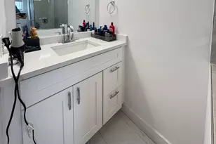 151 SW 15th St, Pompano Beach, FL 33060 - Photo 8