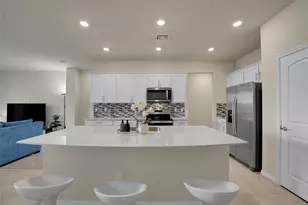 2293 S Appleton Circle, Oakland Park, FL 33309 - Photo 6