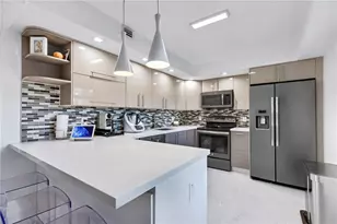 805 Cypress Blvd, Pompano Beach, FL 33069 - Photo 4