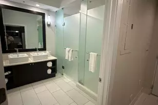 5300 NW 87th Ave, Miami, FL 33178 - Photo 10