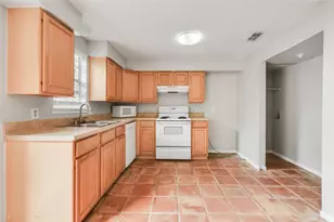 110 Old English Ct, Jupiter, FL 33477 - Photo 14