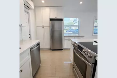 412 SE 15th Street #1, Fort Lauderdale, FL 33316 - Photo 4