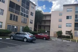 2811 Somerset Dr, Lauderdale Lakes, FL 33311 - Photo 2