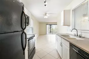 8163 SE Croft Cir, Hobe Sound, FL 33455 - Photo 10
