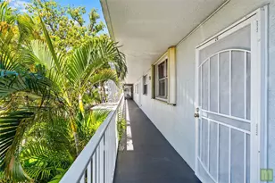 105 Royal Pk Dr, Fort Lauderdale, FL 33309 - Photo 4