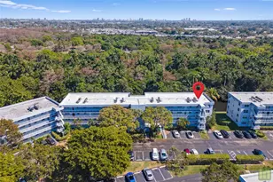 105 Royal Pk Dr, Fort Lauderdale, FL 33309 - Photo 2