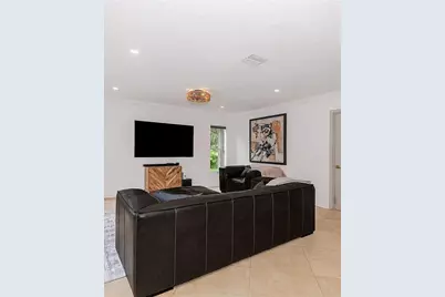 3610 Washington Lane, Hollywood, FL 33026 - Photo 4