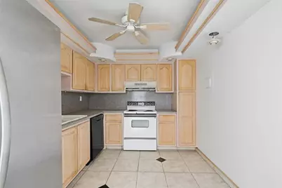 531 N Ocean Boulevard #1907, Pompano Beach, FL 33062 - Photo 8