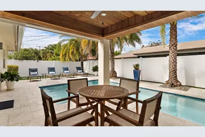 817 SE 13th Court, Deerfield Beach, FL 33441 - Photo 14