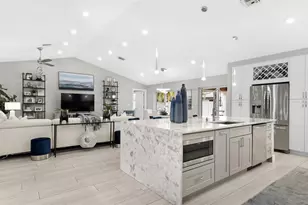 817 SE 13th Ct, Deerfield Beach, FL 33441 - Photo 6