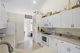 3800 Riverside Way, Delray Beach, FL 33445 - Photo 12