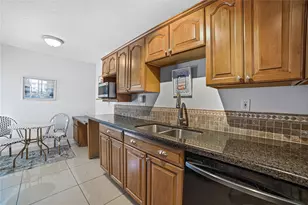 6 Royal Palm Way, Boca Raton, FL 33432 - Photo 18