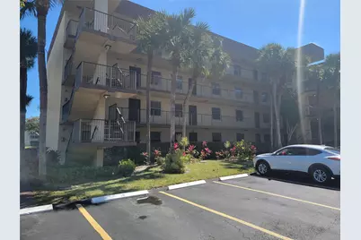 3121 NW 47th Terrace #403, Lauderdale Lakes, FL 33319 - Photo 2