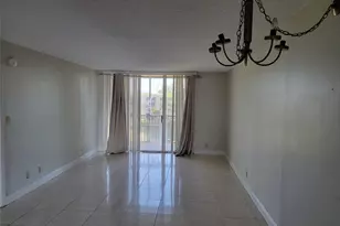 3121 NW 47th Terrace, Lauderdale Lakes, FL 33319 - Photo 4