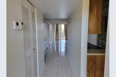 3121 NW 47th Terrace #403, Lauderdale Lakes, FL 33319 - Photo 6