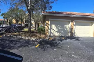 7970 N Nob Hill Rd, Tamarac, FL 33321 - Photo 16