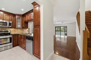 454 Westree Ln, Plantation, FL 33324 - Photo 6