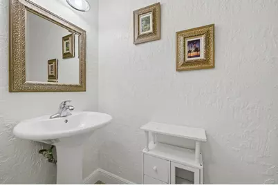 454 Westree Lane, Plantation, FL 33324 - Photo 8