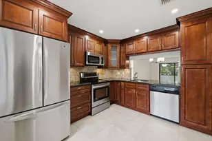 454 Westree Ln, Plantation, FL 33324 - Photo 4