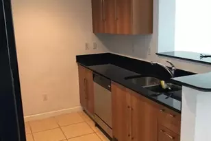 325 S Biscayne Blvd, Miami, FL 33131 - Photo 4