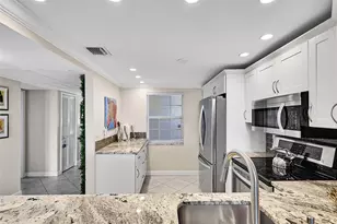 605 Oaks Dr, Pompano Beach, FL 33069 - Photo 6