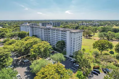 605 Oaks Drive #701, Pompano Beach, FL 33069 - Photo 32