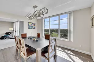 605 Oaks Dr, Pompano Beach, FL 33069 - Photo 14