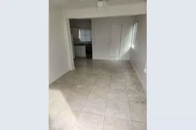 211 SW 2nd Court, Pompano Beach, FL 33060 - Photo 14
