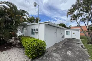 211 SW 2nd Ct, Pompano Beach, FL 33060 - Photo 8