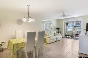 2615 NE 3rd Ct, Boynton Beach, FL 33435 - Photo 10